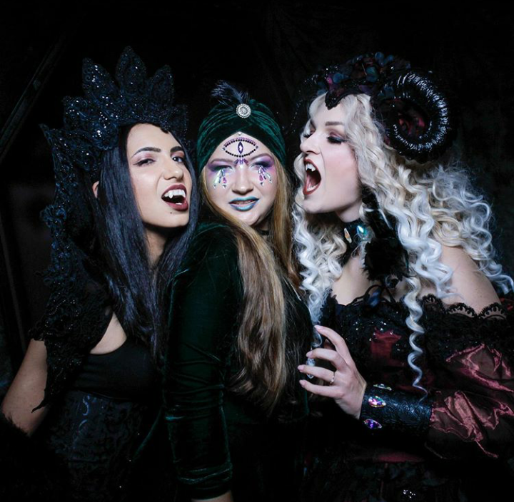Pesta Pengusiran Roh Jahat Halloween