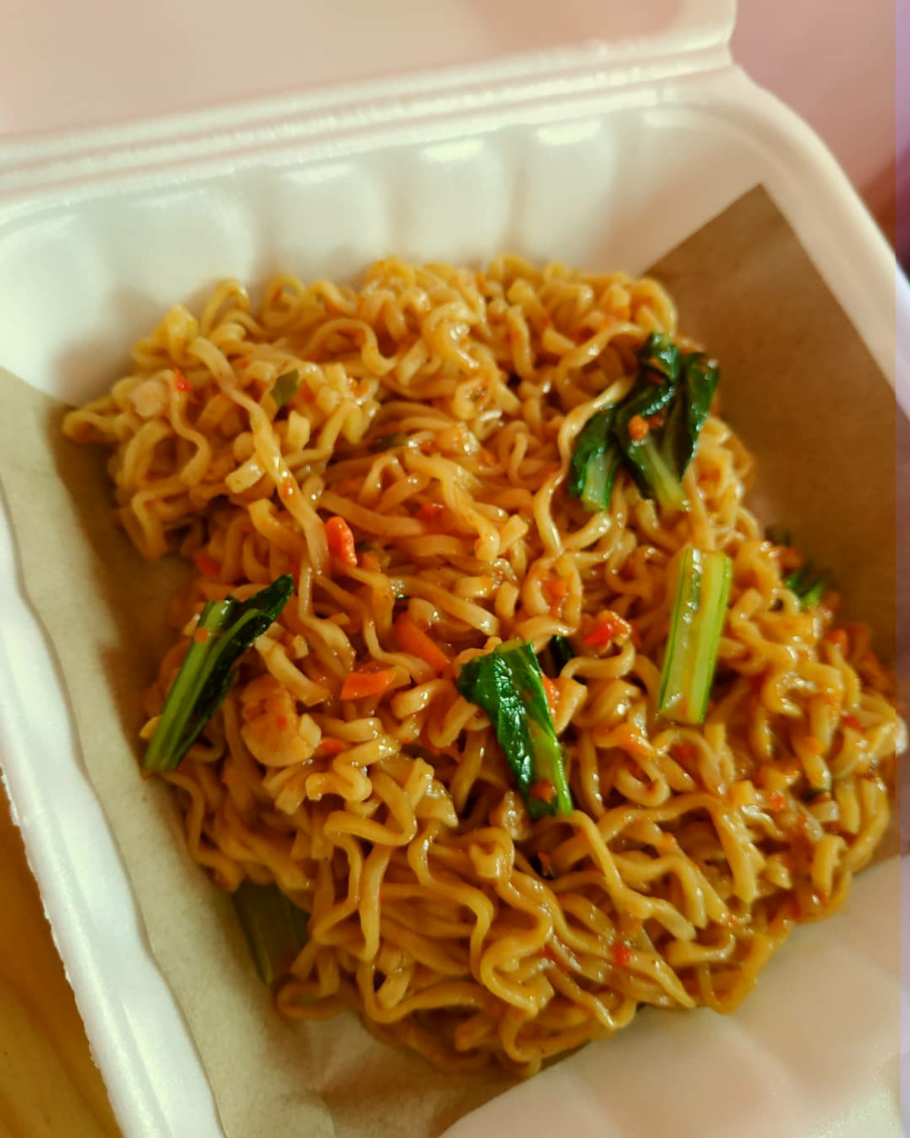 Perlu investor Utk Usaha "Mie Pedas Gebuk" Yang Belum ada Saingannya