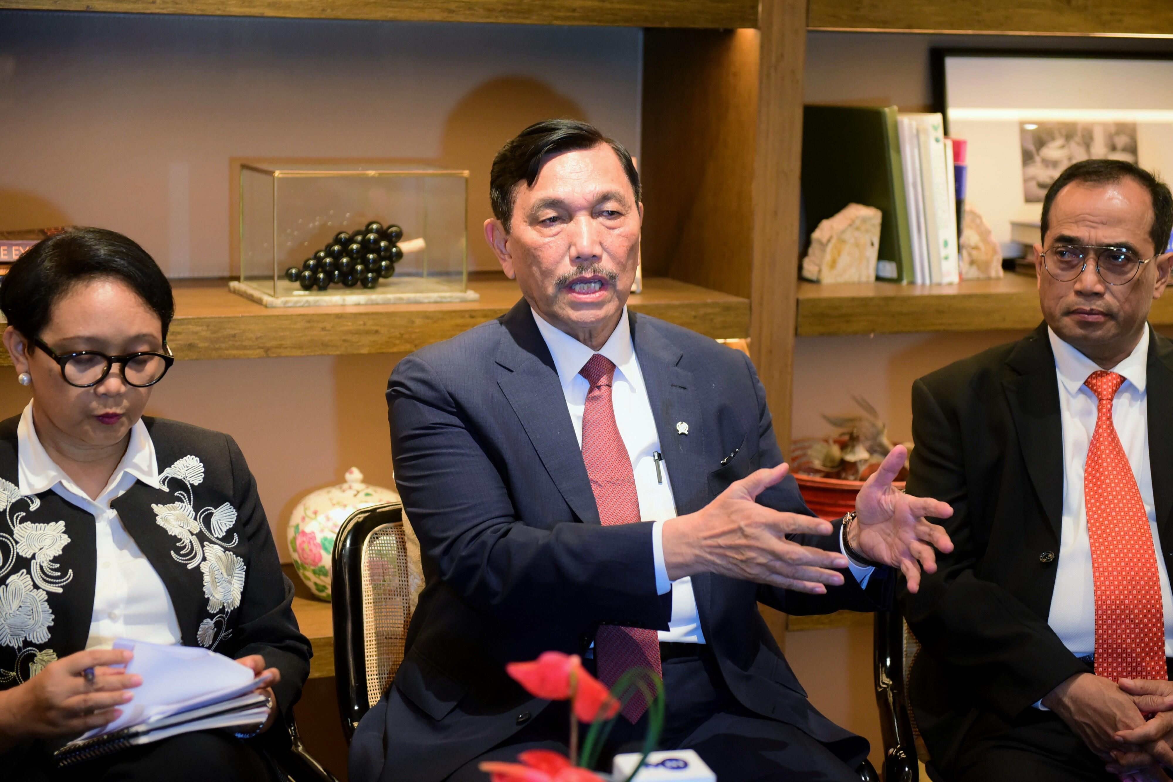 Soal Negosiasi FIR, Luhut Sebut Sudah Tidak Ada Lagi Masalah Krusial RI-Singapura