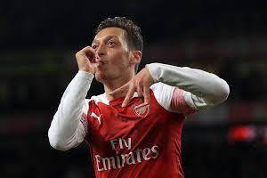 Meredup, Mesut Ozil Hengkang Dari Arsenal