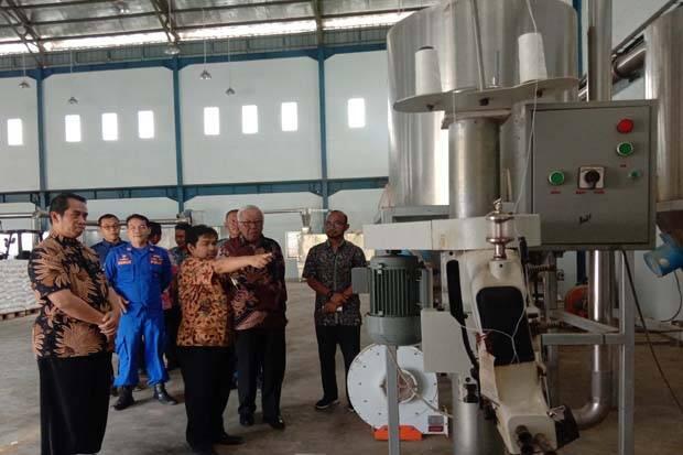 Kementerian Kelautan Perikanan Resmikan Pabrik Pakan Ikan di Pangandaran