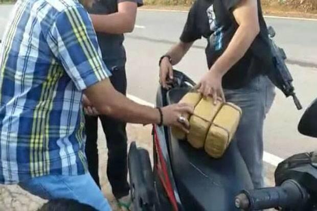 Bawa Ganja 3 Kg, Polisi Bekuk Residivis di Tengah Jalan