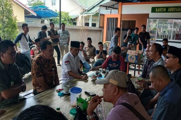 Ketua FPRK Ancam Dirikan Tenda Jika Tak Bertemu Kajari Ketapang