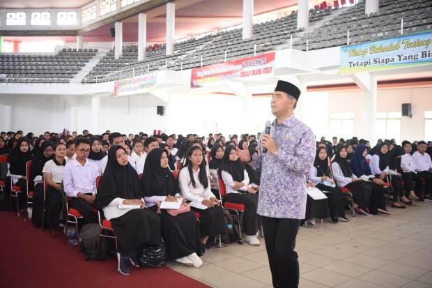 Kuliah Umum Unja, Wali Kota Fasha Berikan Kiat Jadi Pemimpin Masa Depan