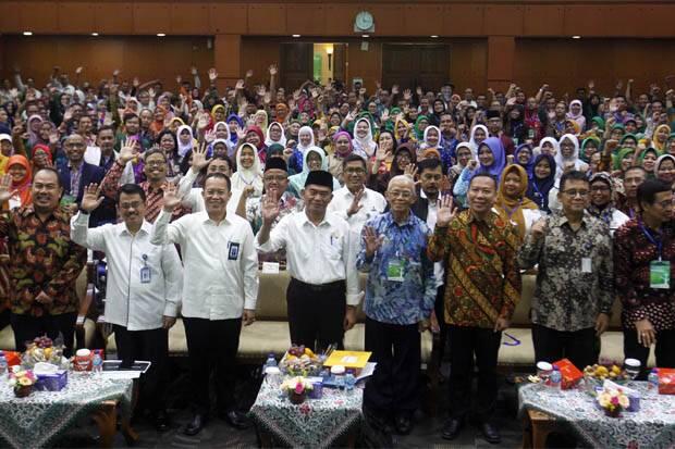 Perlu Langkah Nyata Agar Guru Jadi Profesi Membanggakan