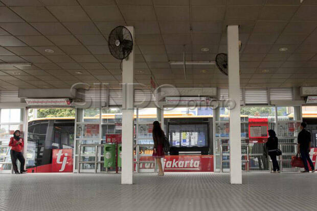 Jalan Menuju Istana Negara Ditutup, Rute Bus Transjakarta Dialihkan