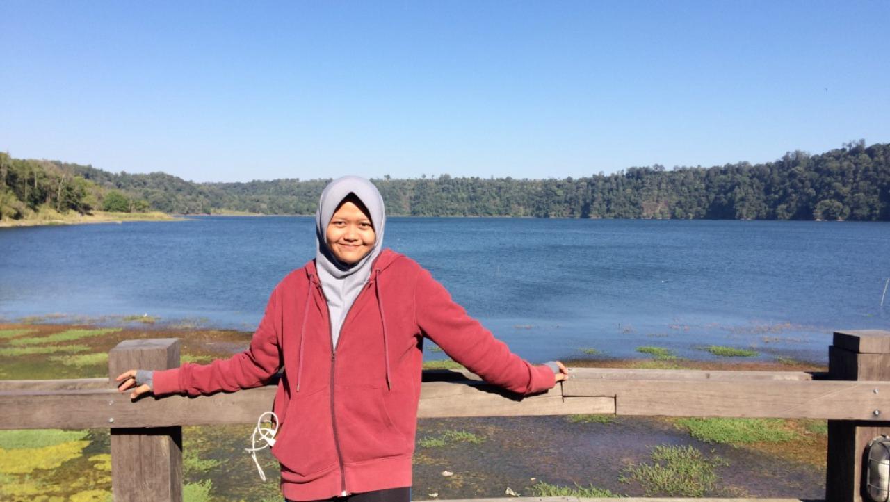 Danau Buyan, Pesona Alam Raya Berkemah