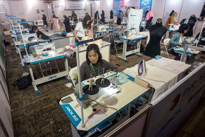 Digempur barang impor, industri nasional butuh hambatan non-tarif