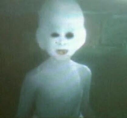 Halloween Dengan Kostum Hantu Lokal, Kenapa Tidak??