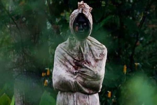 Halloween Dengan Kostum Hantu Lokal, Kenapa Tidak??