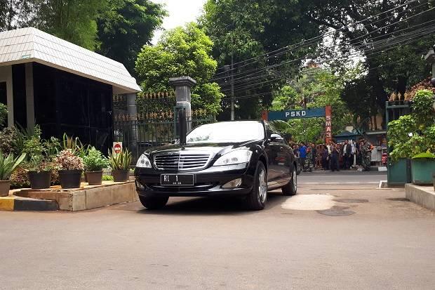 Penjagaan Ketat, Rombongan RI 1 Tiba di RSPAD