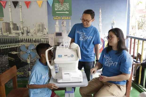 MNC Peduli Gelar Pemeriksaan dan Pembagian Kaca Mata Gratis di Bekasi