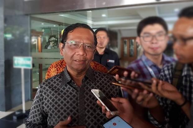 Wiranto Ditusuk, Mahfud MD: Kena Usus, Lalu Dipotong Terus Disambung