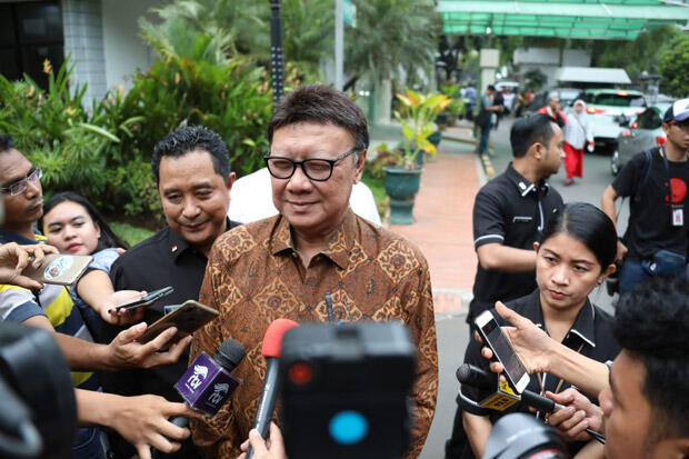Mendagri Ajak Masyarakat Doakan Kesembuhan Wiranto