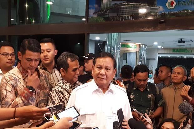 Jenguk Wiranto, Prabowo: Beliau Senior Saya, Kewajiban Kita Saling Menghormati