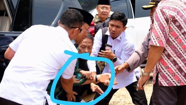 WASPADA HOAX DI TENGAH MARAKNYA BERITA PENUSUKAN WIRANTO