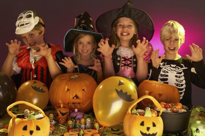 Deretan Lagu Teman Gansis Di Malam Halloween.