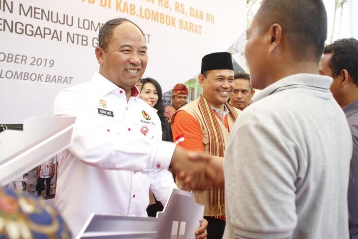 Kemenko PMK Serah Terima 40 Ribu Rumah Korban Gempa NTB