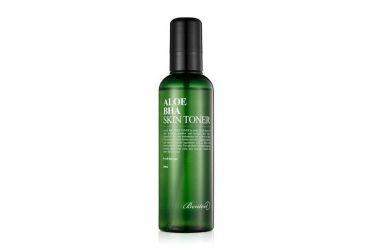 Rekomendasi Toner untuk Kulit Berjerawat