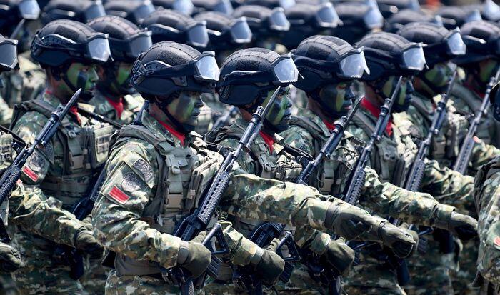Istri nyinyir di medsos, rusak karier suami di militer