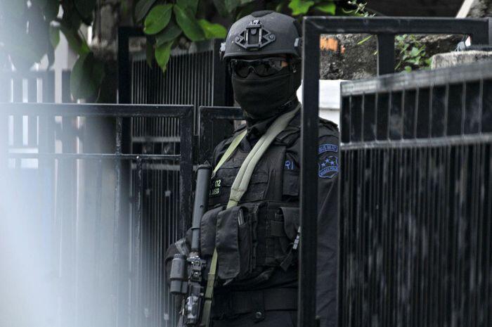 Densus 88 tangkap pedagang es keliling terduga teroris JAD
