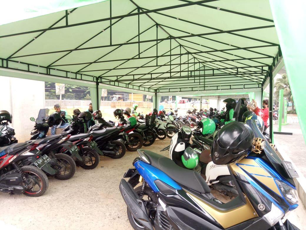 Akhirnya Ojol Punya Tempat Ngetem Rapi di Stasiun MRT
