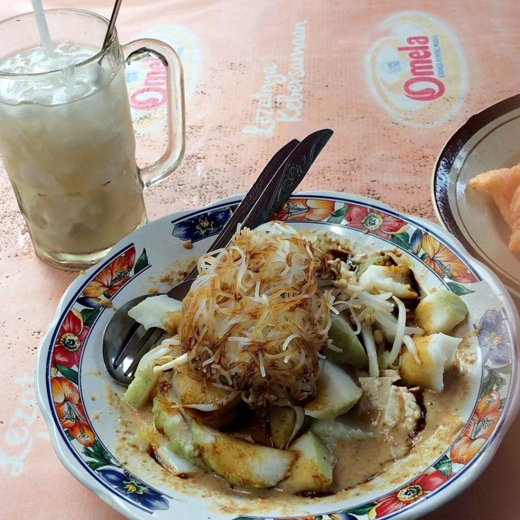 6 Ketoprak di Jakarta Barat yang Paling Sulit Dilupakan