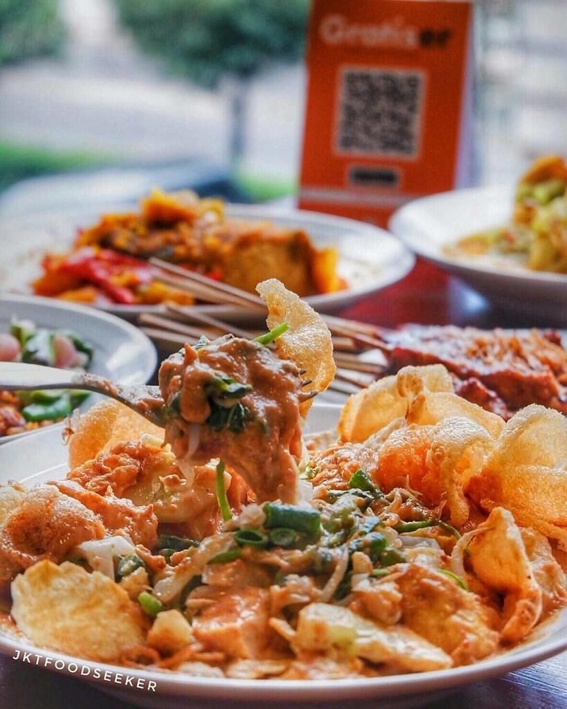 7 TEMPAT MENIKMATI GADO-GADO TERENAK DI JAKARTA