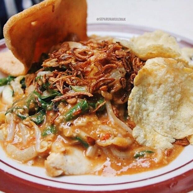 7 TEMPAT MENIKMATI GADO-GADO TERENAK DI JAKARTA
