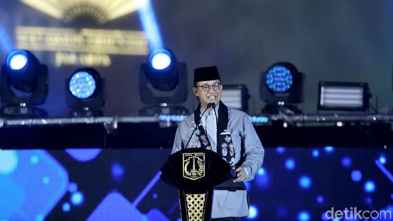 2 Tahun Anies Pimpin Jakarta, Antara Prestasi dan Kontroversi