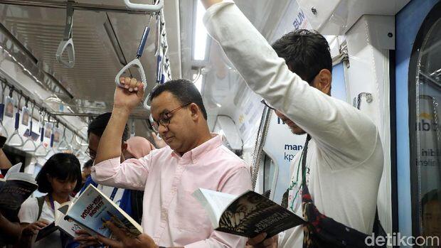 2 Tahun Anies Pimpin Jakarta, Antara Prestasi dan Kontroversi
