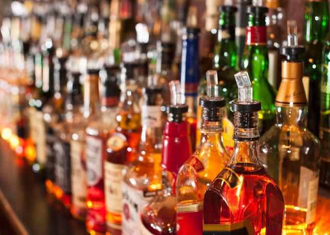 Clubbing (as Habit): What Do You Expect?