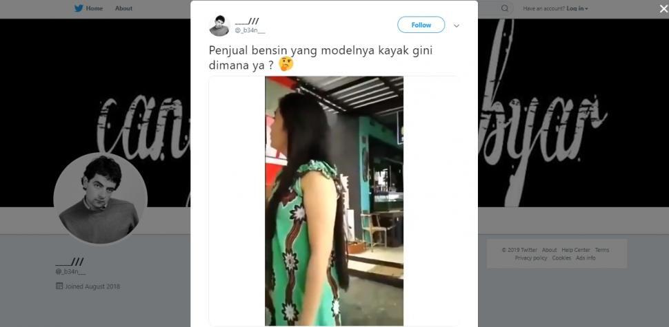 Video &quot;PENAMPAKAN&quot; Gadis Cantik Penjual Bensin Yang Bikin Netizen Rela Antri!