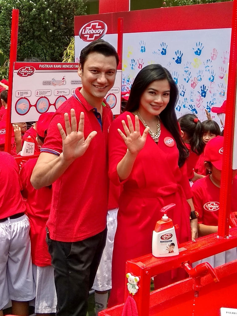 Lifebuoy Mengajak Anak Indonesia Untuk Hidup Bersih Pada Hari Cuci Tangan Sedunia.