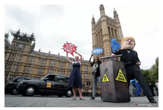 Puluhan ribu orang di London tuntut referendum baru Brexit