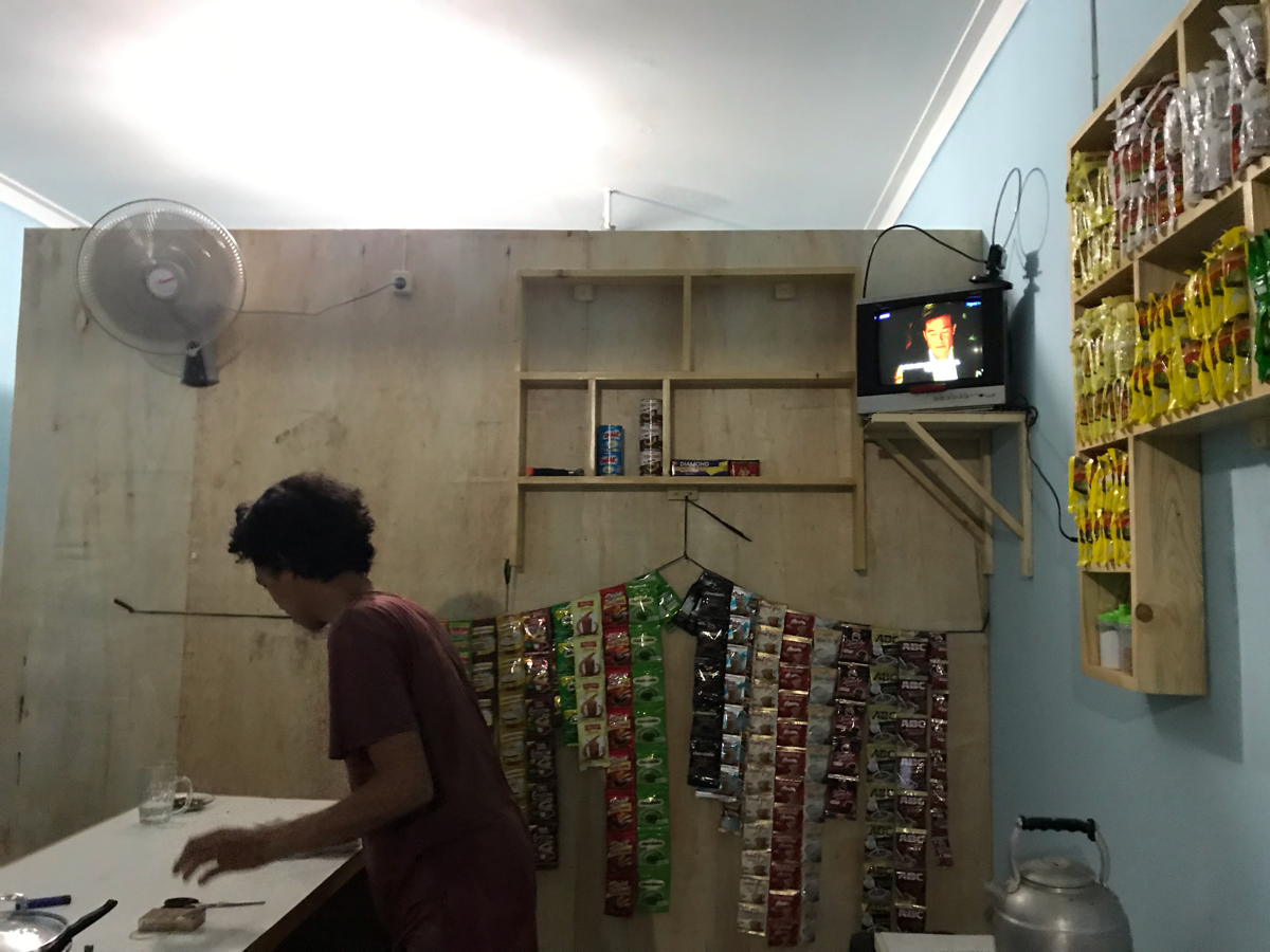 Dicari Karyawan Warkop