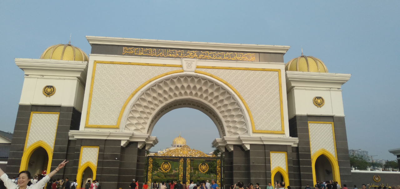 Lanjut Lagi ke Royal Palace dan Merdeka Square, Malaysia Yuk!