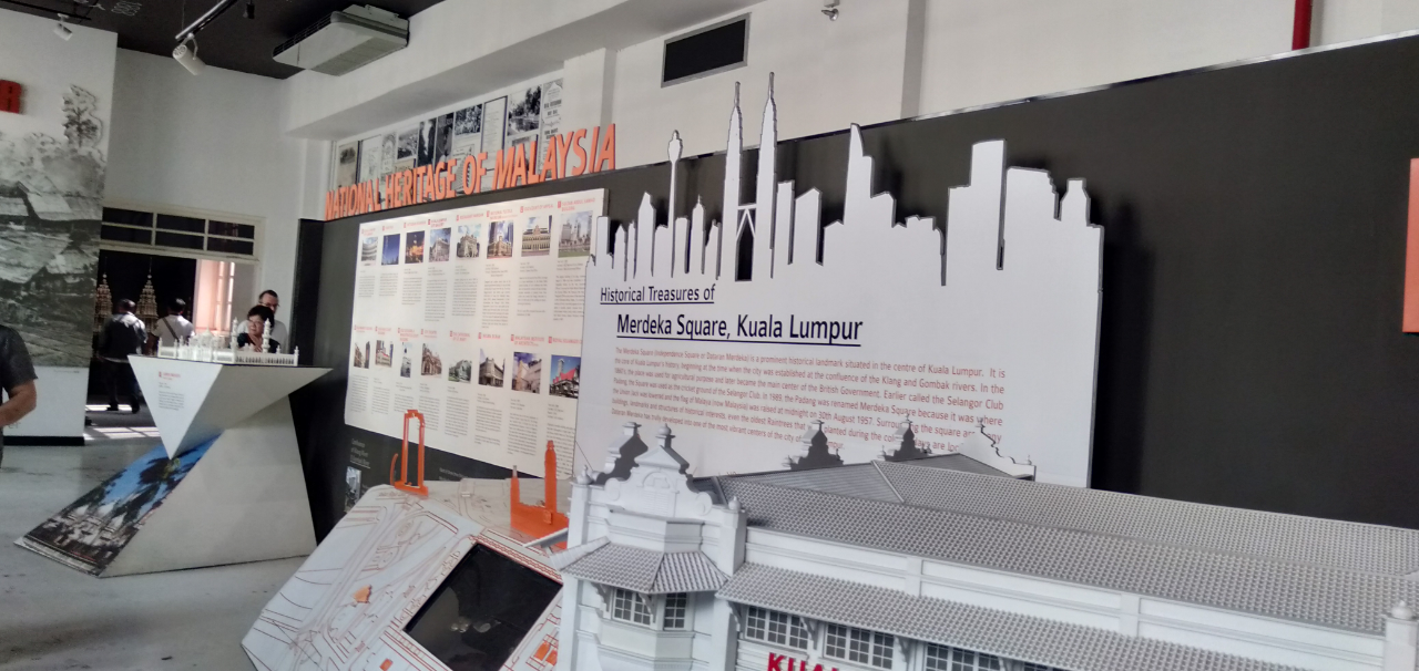 Lanjut Lagi ke Royal Palace dan Merdeka Square, Malaysia Yuk!