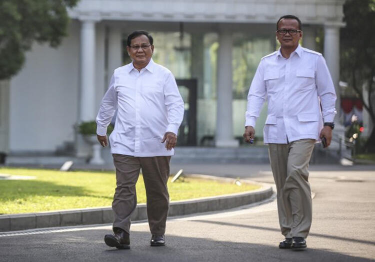 Saat Prabowo Di Bawah Komando Moeldoko dan Senayan