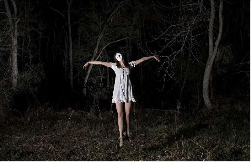 mitos hantu kandole