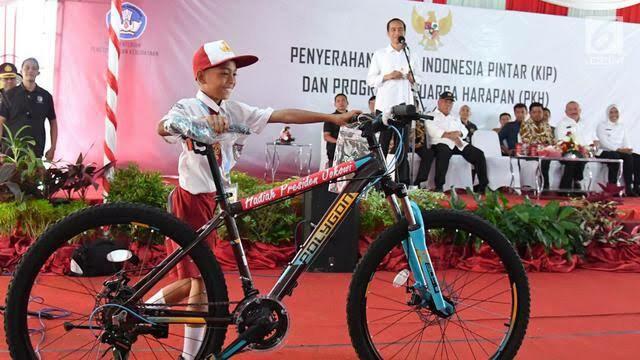  Presiden Baru, Hari Baru, Harapan Baru !