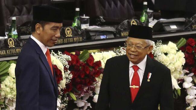 Presiden Jokowi Ingatkan Para Menteri Jangan Ribut diluar Rapat Istana