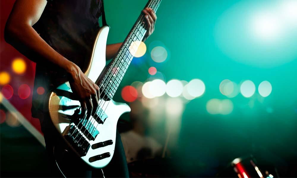 8 Tips yang Bisa Menjadikanmu Gitaris Keren Masa Kini