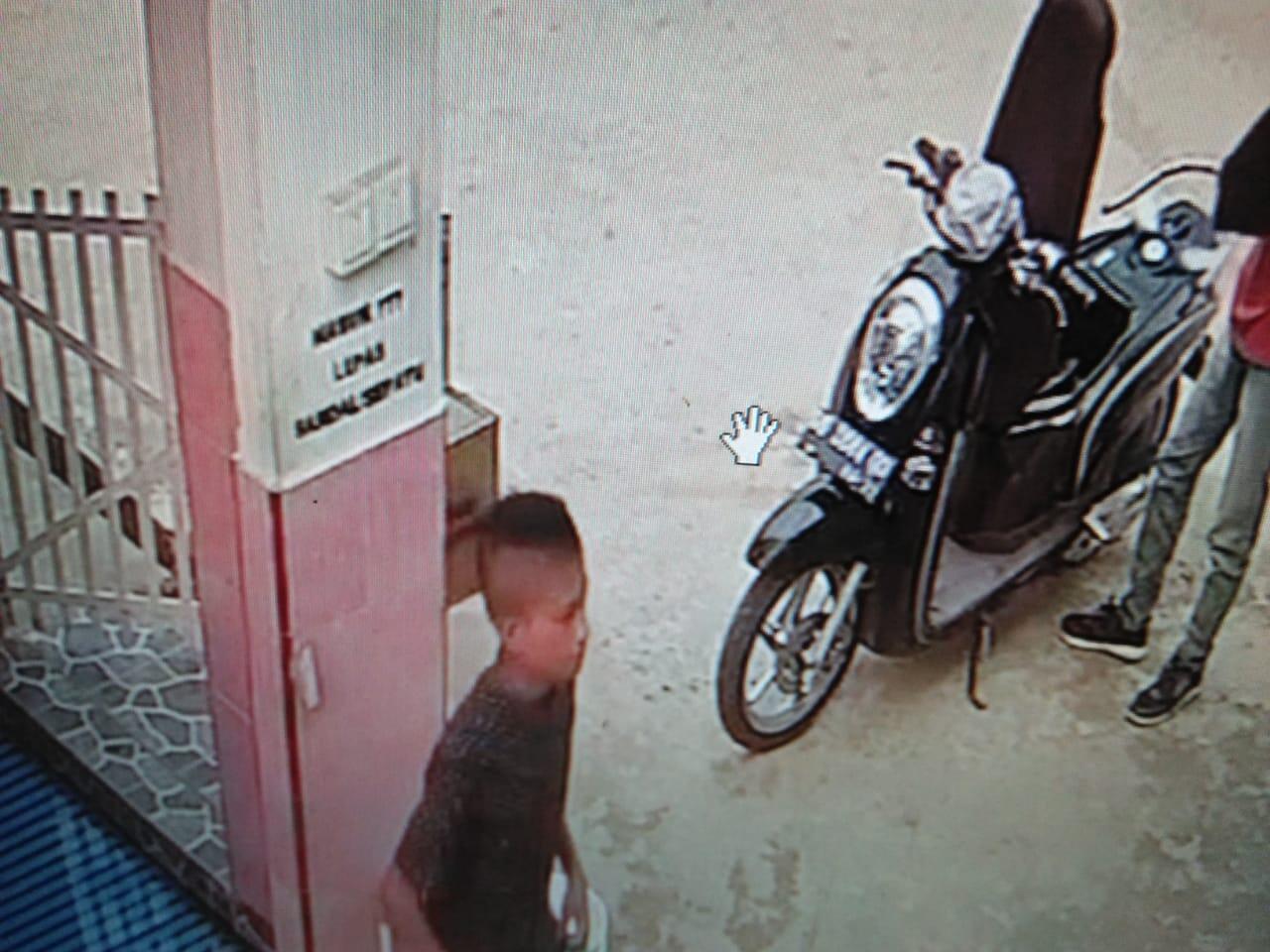 &#91;ASK&#93; TOLONG BANTU JELASIN POTO DARI CCTV GAN. 