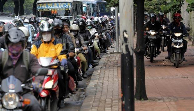 Biar gak Bikin Emosi, Kapan ya Enaknya Naik Motor di Ibukota Jakarta?