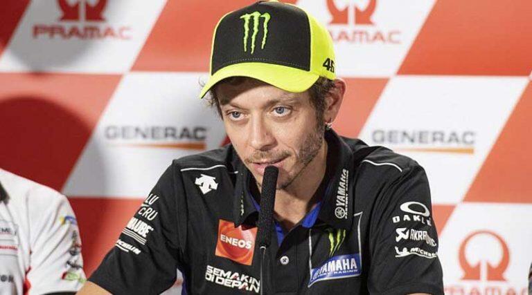 Perpindahan Pembalap Terlalu Cepat, Valentino Rossi Khawatir