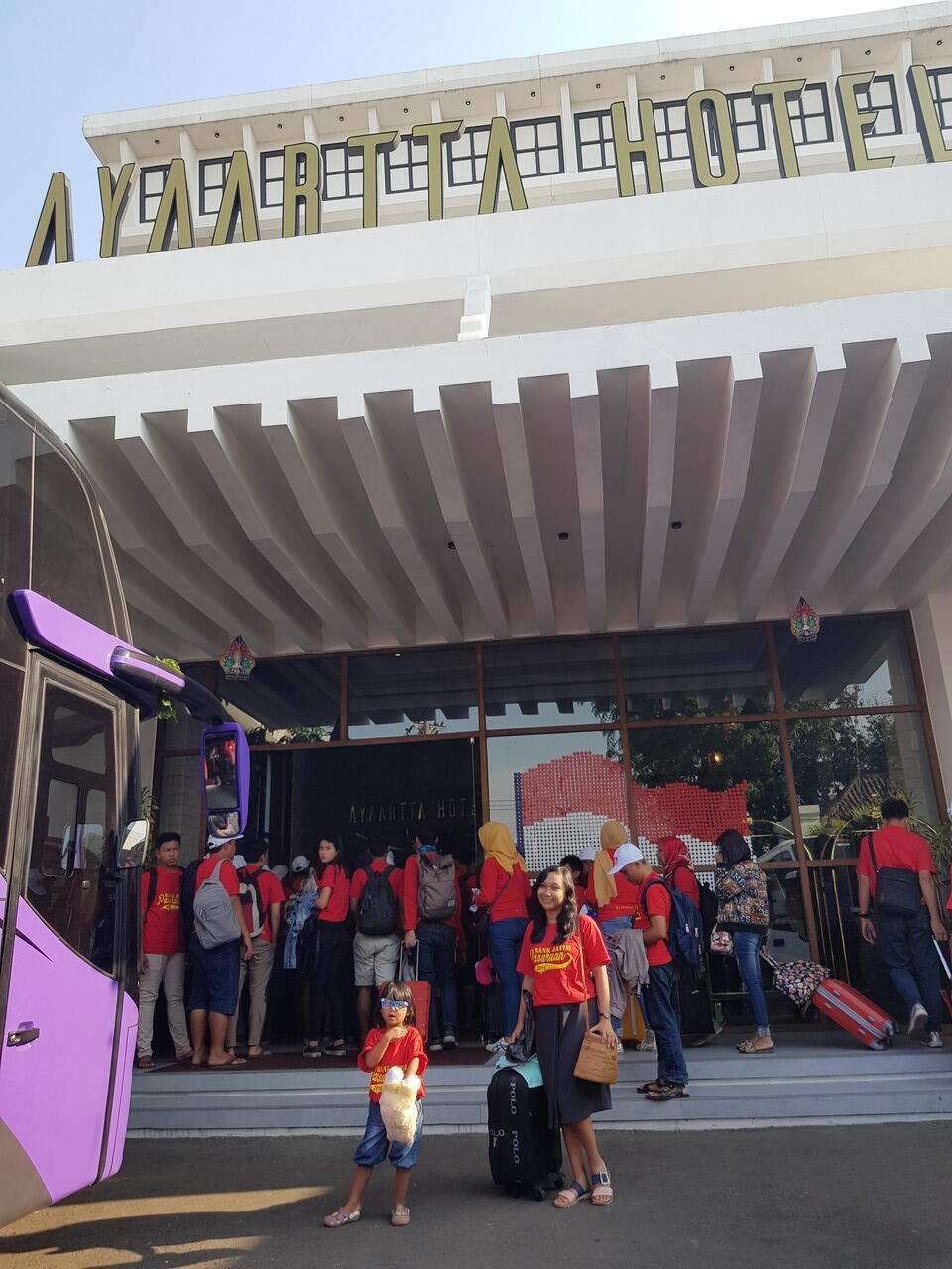 Ayaartta Hotel