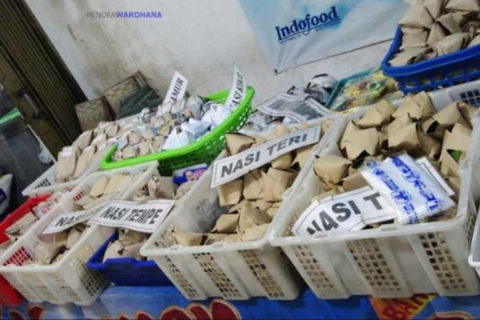 10 Angkringan di Jogja yang Enaknya Ngangenin
