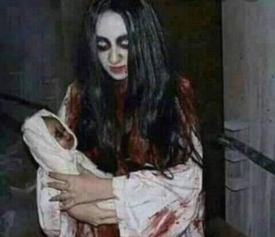Inspirasi Kostum Halloween Ala Hantu Indonesia! Simpel Tapi Tetap Seram
