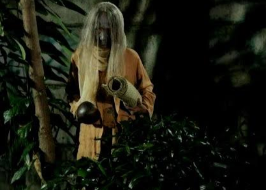 Inspirasi Kostum Halloween Ala Hantu Indonesia! Simpel Tapi Tetap Seram